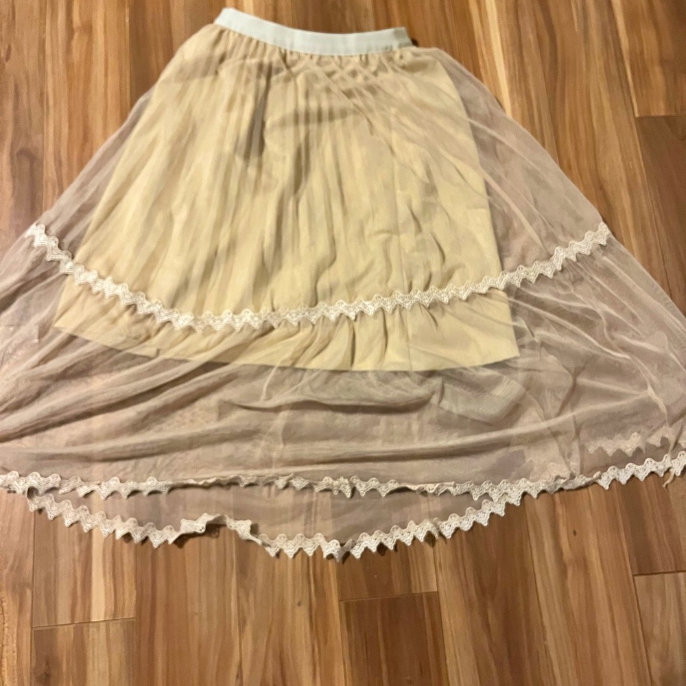 Lace tan skirt